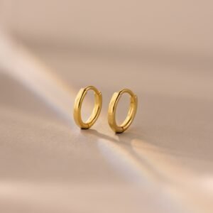 8mm Dainty Huggies