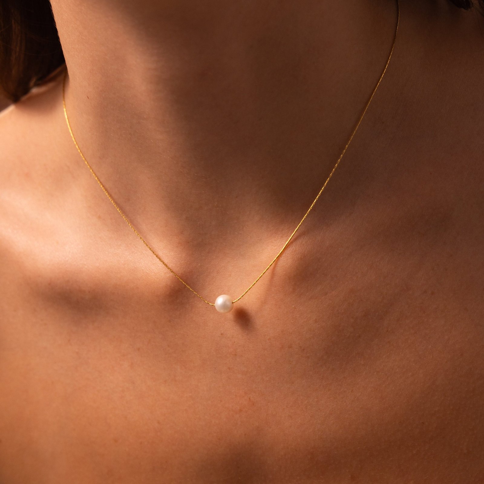 Dainty Pearl Dot Necklace
