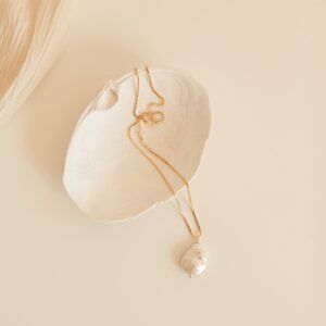 Sadie Pearl Necklace