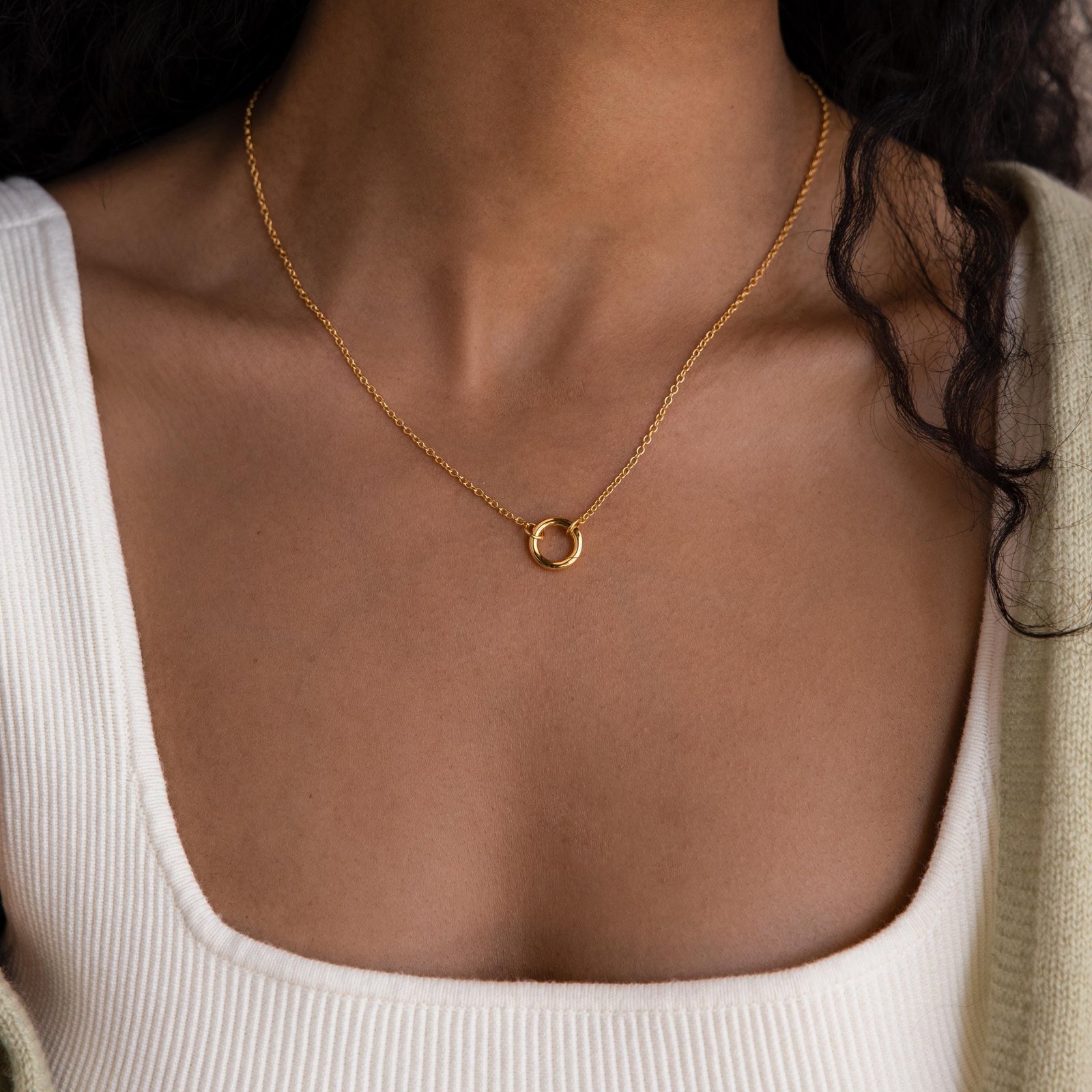 Cable Circle Charm Necklace