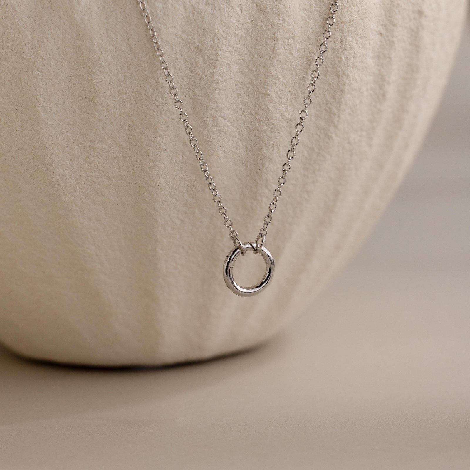 Cable Circle Charm Necklace