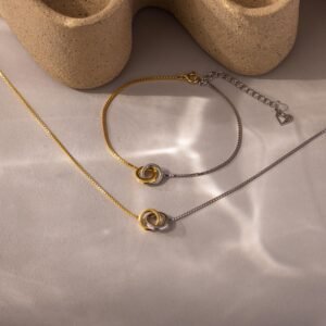 Interlocking Circles Necklace and Bracelet Set