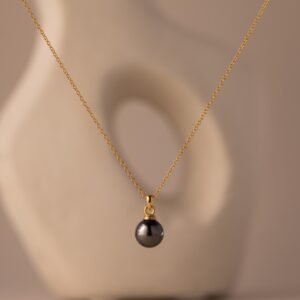 Midnight Pearl Necklace